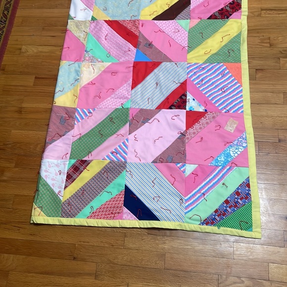 Vintage Multicolor Patchwork Quilt - Picture 3 of 7